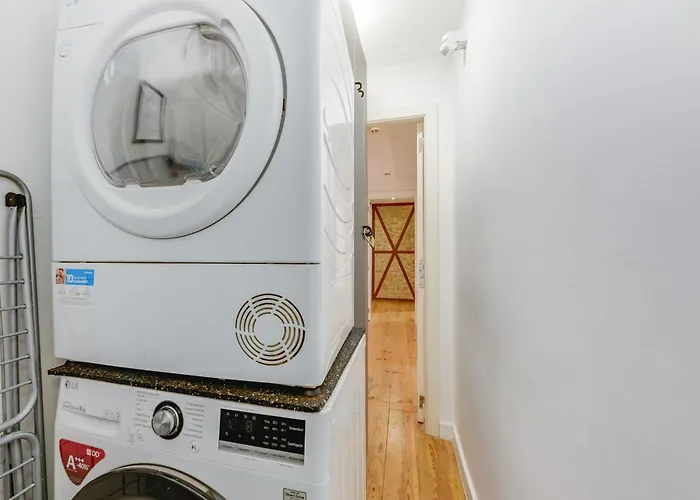 아파트 Chiado/bairro Alto 2 Bedroom *