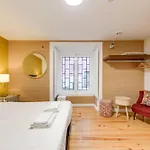 Chiado/bairro Alto 2 Bedroom Lisboa