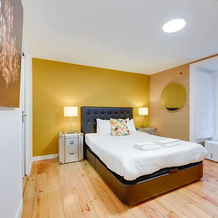 Chiado/bairro Alto 2 Bedroom ליסבון